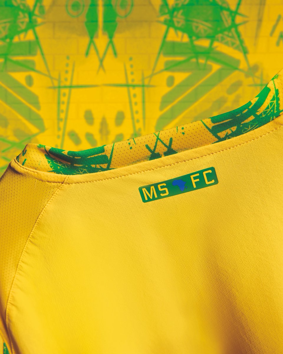 PUMASouthAfrica's tweet image. The Art of Play comes alive with the NEW @Masandawana 2025/26 Home &amp;amp; Away Kit.
Dropping 7 August.
#Sundowns #SundownsLadies #PUMAxSundowns #TheArtOfPlay