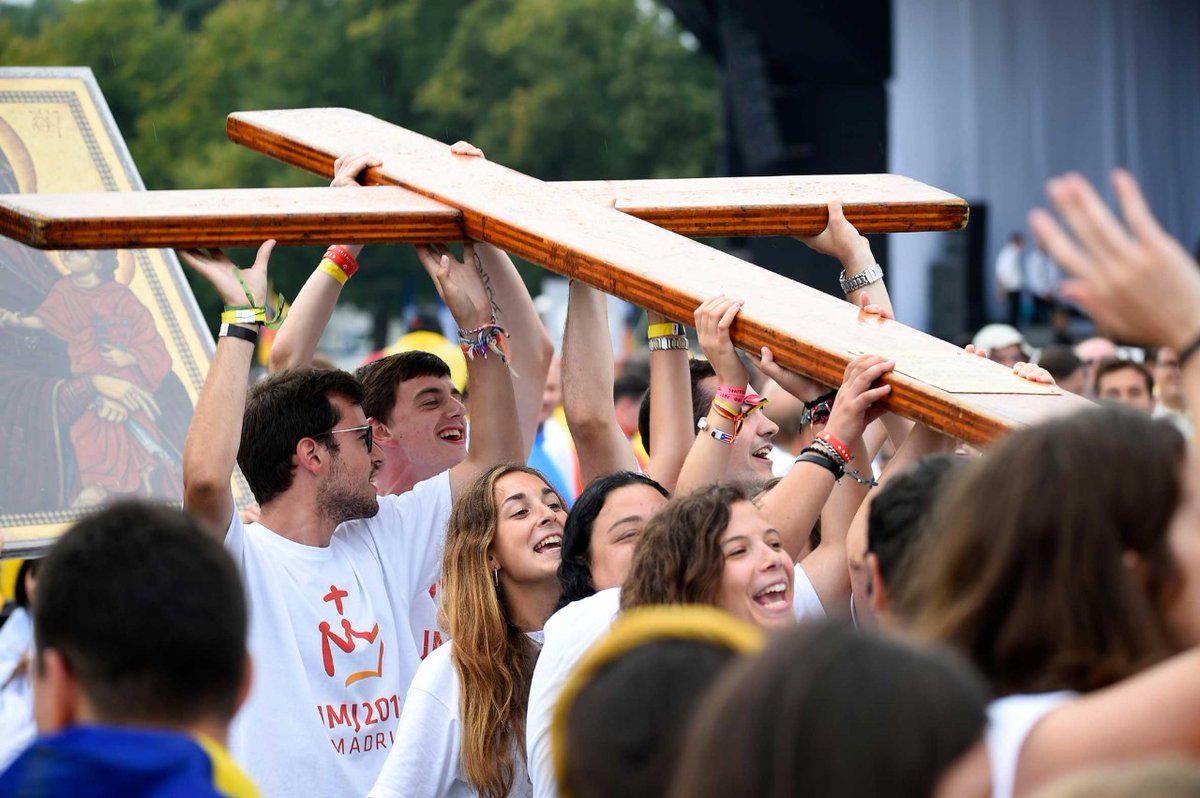 CONFER (@mediosconfer) on Twitter photo La próxima semana se celebra en Roma el Jubileo de los Jóvenes, al que acudirán más de 23.000 jóvenes españoles 🇪🇸
<a href="/prensaCEE/">Of. Información CEE</a> <a href="/raultinajerora/">Raul Tinajero</a> <a href="/MonsArguello/">Mons. Luis Argüello</a> <a href="/PJuventud_es/">Pastoral Juventud España</a>
👉 Te contamos más detalles aquí: confer.es/noticias/los-j… La próxima semana se celebra en Roma el Jubileo de los Jóvenes, al que acudirán más de 23.000 jóvenes españoles 🇪🇸
<a href="/prensaCEE/">Of. Información CEE</a> <a href="/raultinajerora/">Raul Tinajero</a> <a href="/MonsArguello/">Mons. Luis Argüello</a> <a href="/PJuventud_es/">Pastoral Juventud España</a>
👉 Te contamos más detalles aquí: confer.es/noticias/los-j…