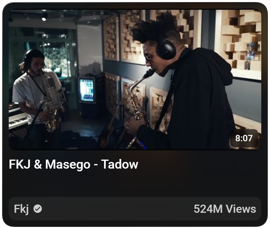 esse é um dos melhores vídeos do youtube ligados à música da internet, apenas