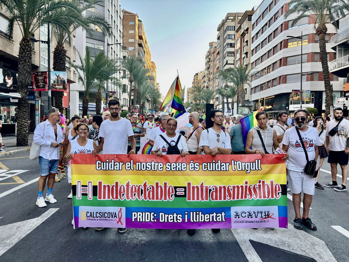calcsicova's tweet image. 🏳️🌈🏳️⚧️Les companyes d’Acavih a la manifestació de l’Orgull LGTBIQ+ celebrada a Alacant el 19 de juliol.
#OrgulloLGTBI #OrgullLGTBI #OrgullAlacant #EntitatsCALCSICOVA #LGTBI