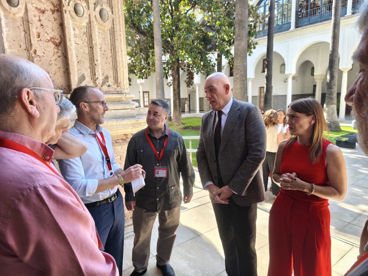 🛑 UGT Andalucía apoya la moción contra la siniestralidad laboral del Grupo Socialista en el Parlamento.

62 personas han muerto trabajando en 2025. 
Una cada 3 días.

Falta prevención, control y compromiso.

📢 “Esto no va de ideologías, va de salvar vidas”