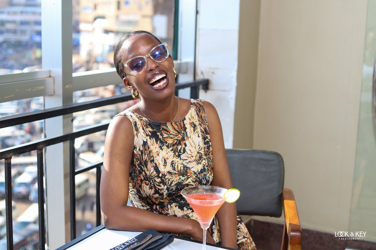 LockandKeyUG's tweet image. Unwind and catch up on the week’s stories over cocktails! 🍸🍹
Join us this Thursday at #LockAndKeyUG for our irresistible Buy One, Get One FREE cocktail offer.
📍 4th Floor, Royal Complex Building, Market Street, Nakasero
📞 Reservations: 0759 599 703
#ThursdayMood…