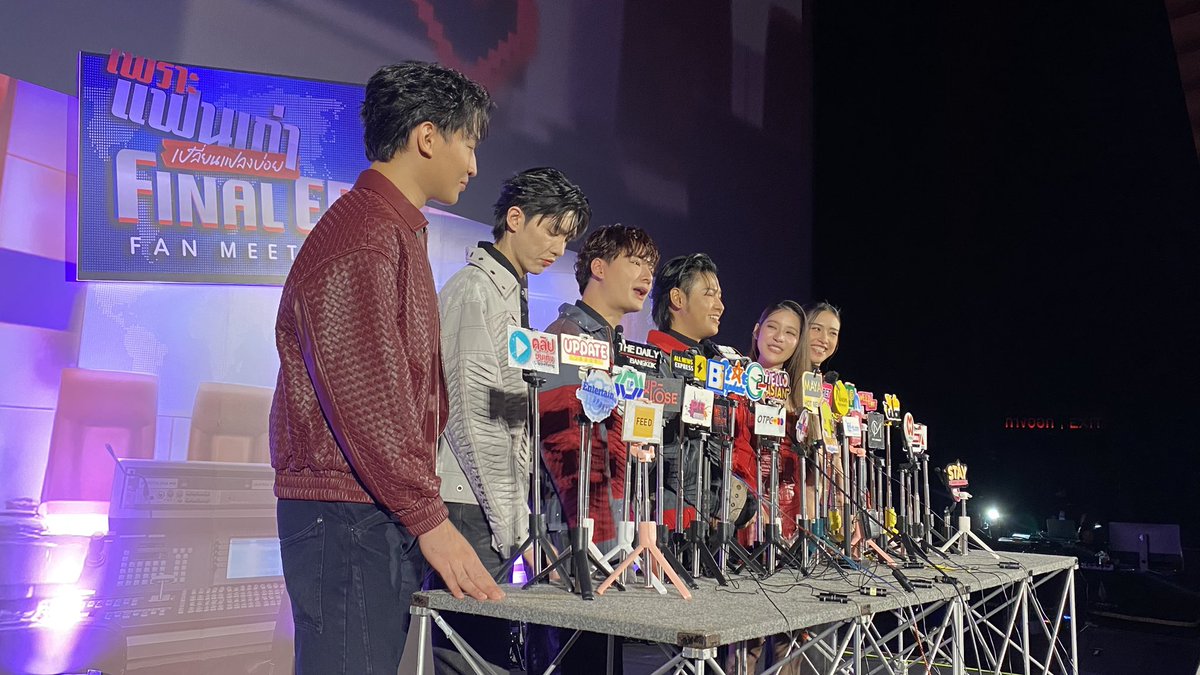 jiggaban_news's tweet image. 🔴 LIVE! สัมภาษณ์นักแสดงจากซีรีส์
“เพราะแฟนเก่าเปลี่ยนแปลงบ่อย”
”คริส , สิงโต , อู๋ ,โอห์ม , เจมี่ ,เอิร์น”
&gt;&gt;&gt; youtube.com/live/Ze-4U2JOu… &lt;&lt;&lt;
#TheExMorning
#คริสพีรวัส #สิงโตปราชญา
#อู๋ธนบูรณ์ #โอห์มฐิติวัฒน์
#เจมี่จุฑาพิชญ์ #เอิร์นปรียาภัทย์