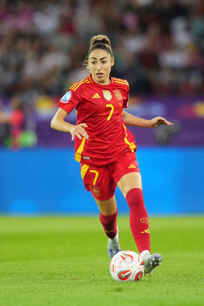 PSG_Feminines's tweet image. Direction la finale pour Olga Carmona ! 👏
Victoire de l'Espagne 1️⃣ but à 0️⃣ en prolongation face à l'Allemagne. Notre Parisienne a disputé l'intégralité du match. 💪
📸 @WEURO2025