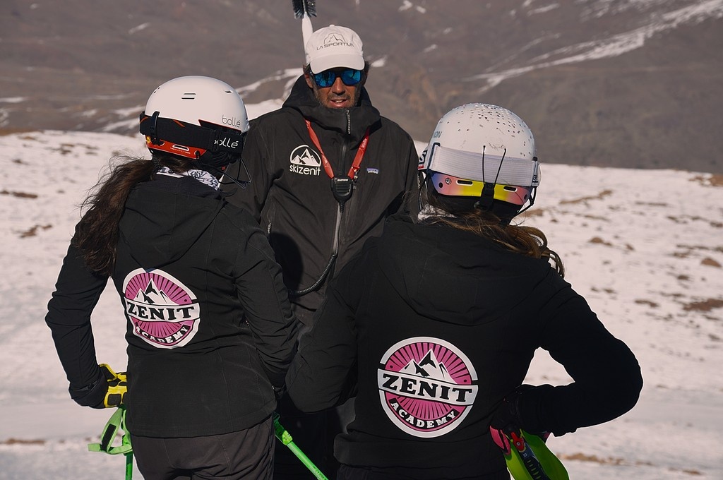 Skizenit's tweet photo. Zenit Academy athletes getting the most out of their summer training in @elcoloradofare
#skizenit #zenitacademy #skiracing
.
.
.
#ski #skiing #mountains #skicamp #snow #alpine #valais #wallis #skiteam #skiacademy #racingteam #cold #skiracer #nature #alpineskiing #skiingislife https://t.co/9fXEMoOHnd