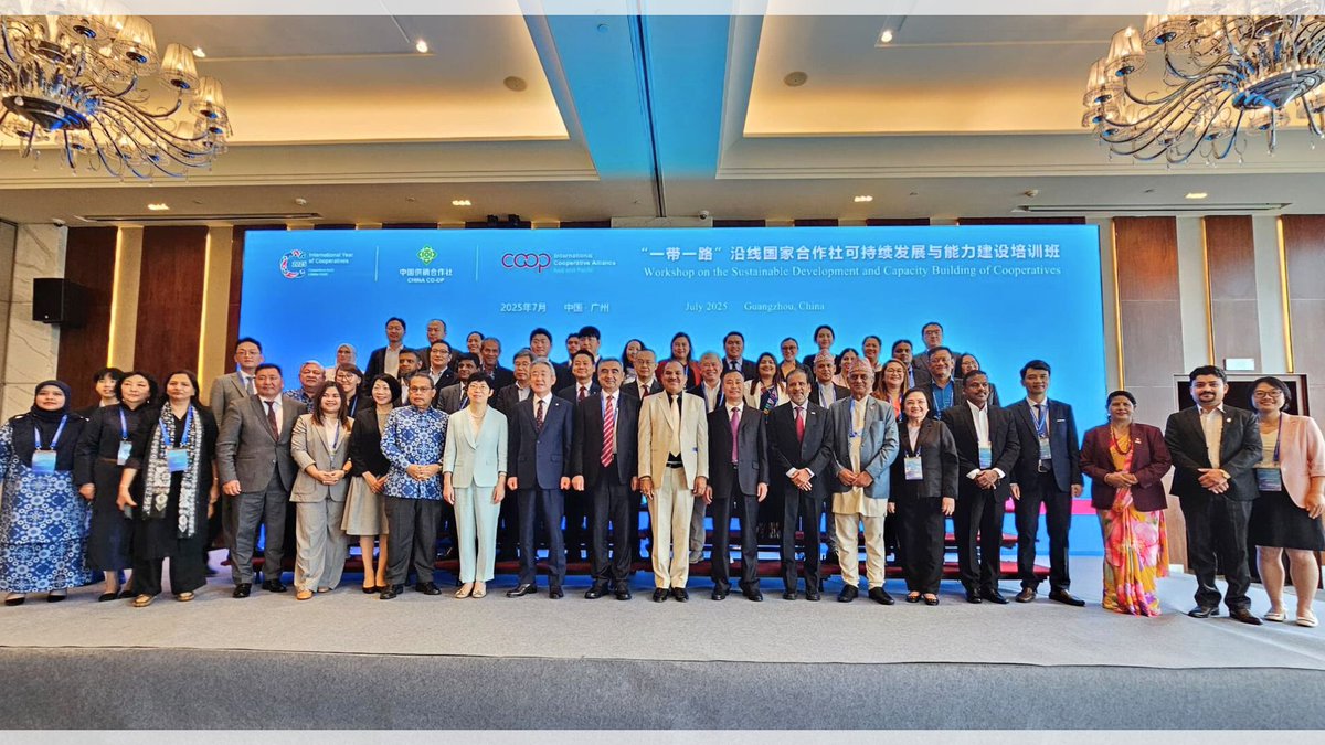 ICAAPAC's tweet image. 📍 ICA-AP Board Meeting 2025 | Guangzhou
Hosted by ACFSMC, the meeting saw reps from 10 countries discuss IYC 2025, elections, and ICA-AP priorities.

Also held: ICA-AP–ACFSMC Workshop on Co-op Sustainability &amp;amp; Capacity Building. 

#ICAAP #Coops4Dev #IYC2025 @NatBrowning711