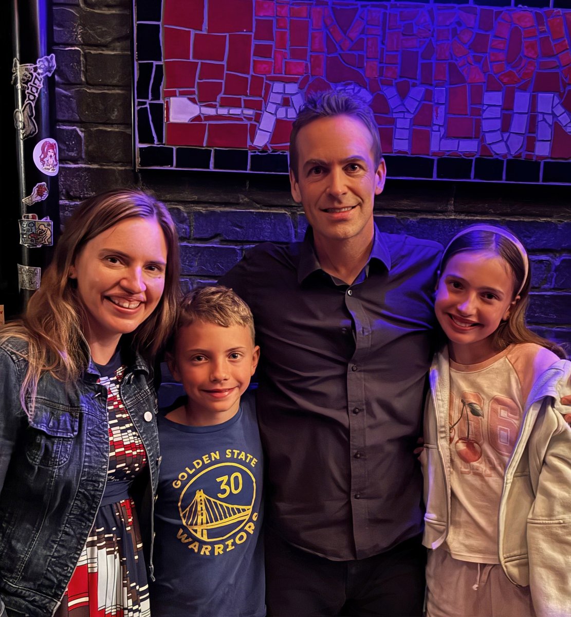 DanielBennettNY's tweet image. The interactive concert experience that YOU create. Playing woodwinds for 'Little House' at @TheAsylumNYC. My family approves! #ThursdayVibes