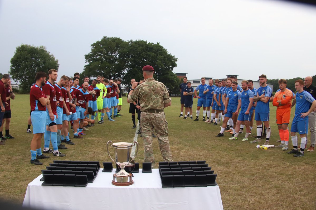 1972Jets's tweet image. Congratulations to our Poppy Match opponents HM Royal Marines @RoyalMarinesFA @RoyalMarines who came from a goal down to beat very fierce rivals the Paras 2-1 in the Falklands Cup Final in a no prisoners taken match !!