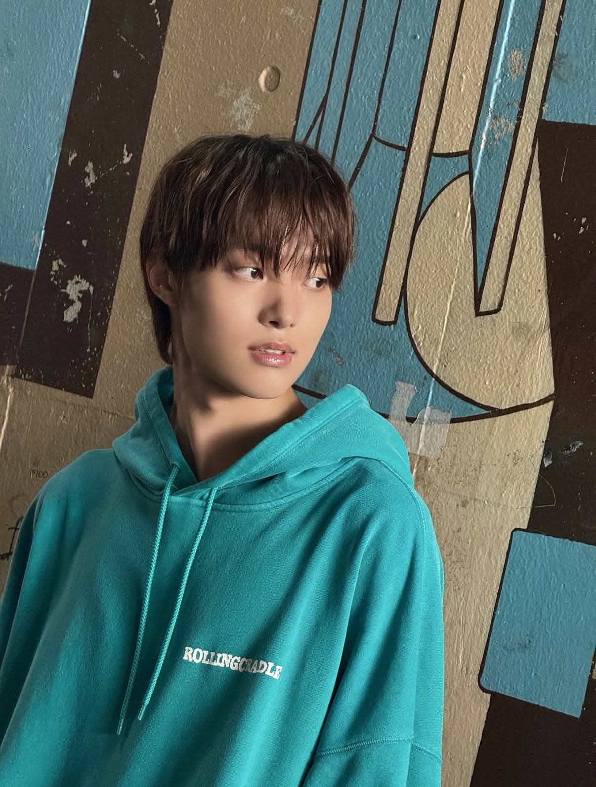 EJ - Search / X