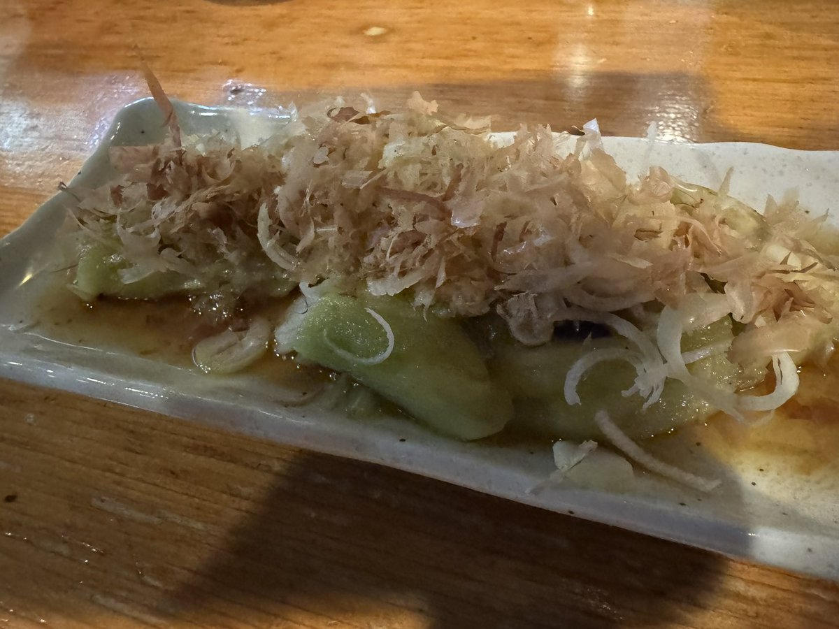 sssgmiso's tweet image. 埼玉は戸田公園の渋い店で鹿を食べてきた。馬刺しもあったから、どうせなら馬と鹿で馬鹿を達成するべきかもしれなかったなと、馬鹿なことを考えました。
