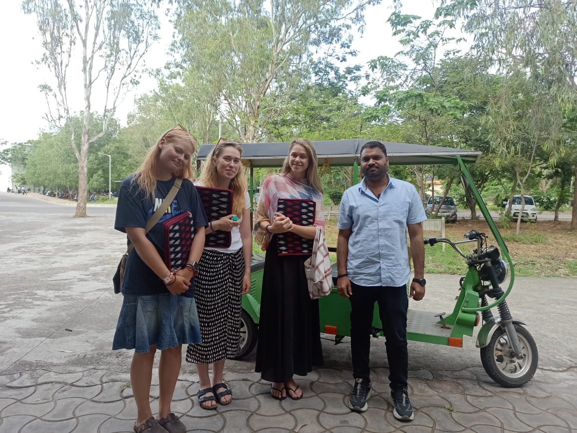 Nordic Centre India (NCI) (@nordicctrindia) on Twitter photo Campus Tour on Wheels—TukTuk style!
SIP 2025 students explored <a href="/HydUniv/">Univ of Hyderabad</a> stunning campus, from rockscapes & peacocks to forest trails & serene lakes. A setting where learning flows—under neem trees or in seminar rooms.
#SIP2025 #CampusTour #StudyInIndia #Sustainability Campus Tour on Wheels—TukTuk style!
SIP 2025 students explored <a href="/HydUniv/">Univ of Hyderabad</a> stunning campus, from rockscapes & peacocks to forest trails & serene lakes. A setting where learning flows—under neem trees or in seminar rooms.
#SIP2025 #CampusTour #StudyInIndia #Sustainability