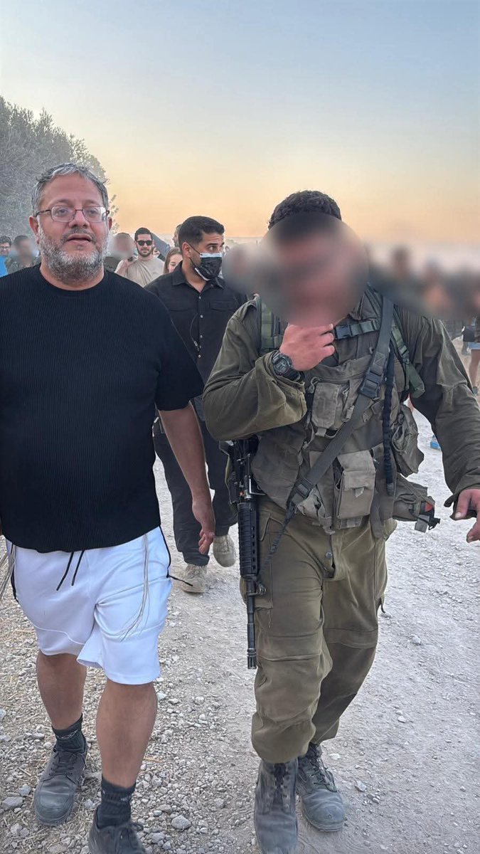 Eliyahu_a's tweet image. השר איתמר בן גביר משלים עם הבן שלו פערים במסע כומתה.
מסע עוקף בג"ץ לחיי העם הזה.🇮🇱