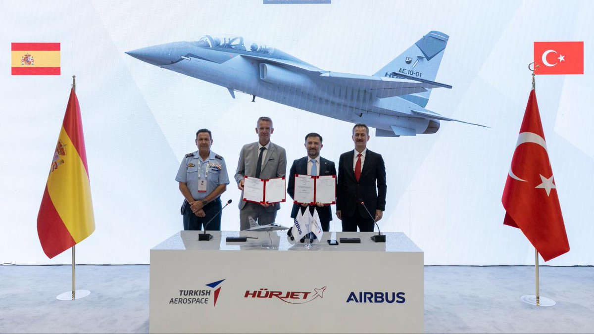 TUSAŞ ile AIRBUS İspanya arasında HÜRJET iş birliği sözleşmesi imzalandı

Savunma Sanayii Başkanlığı, IDEF 2025'te atılan bu adımın Türkiye’nin havacılıkta uluslararası iş birliklerini güçlendirerek yerli ve milli teknolojilerini geliştirmesine imkan sağladığını duyurdu.