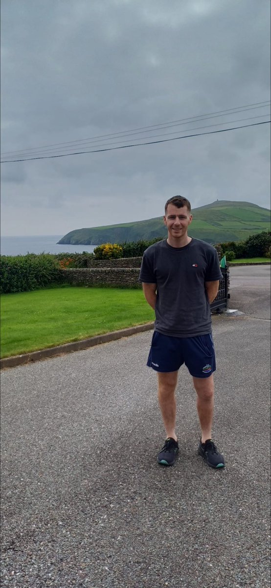 saolodheas's tweet image. Fear lár páirce do Chiarraí Barry Dan Ó Suilleabháin atá gorthaithe faoi láthair ag féachaint chun cinn do Chluiche Ceannais na hÉireann.