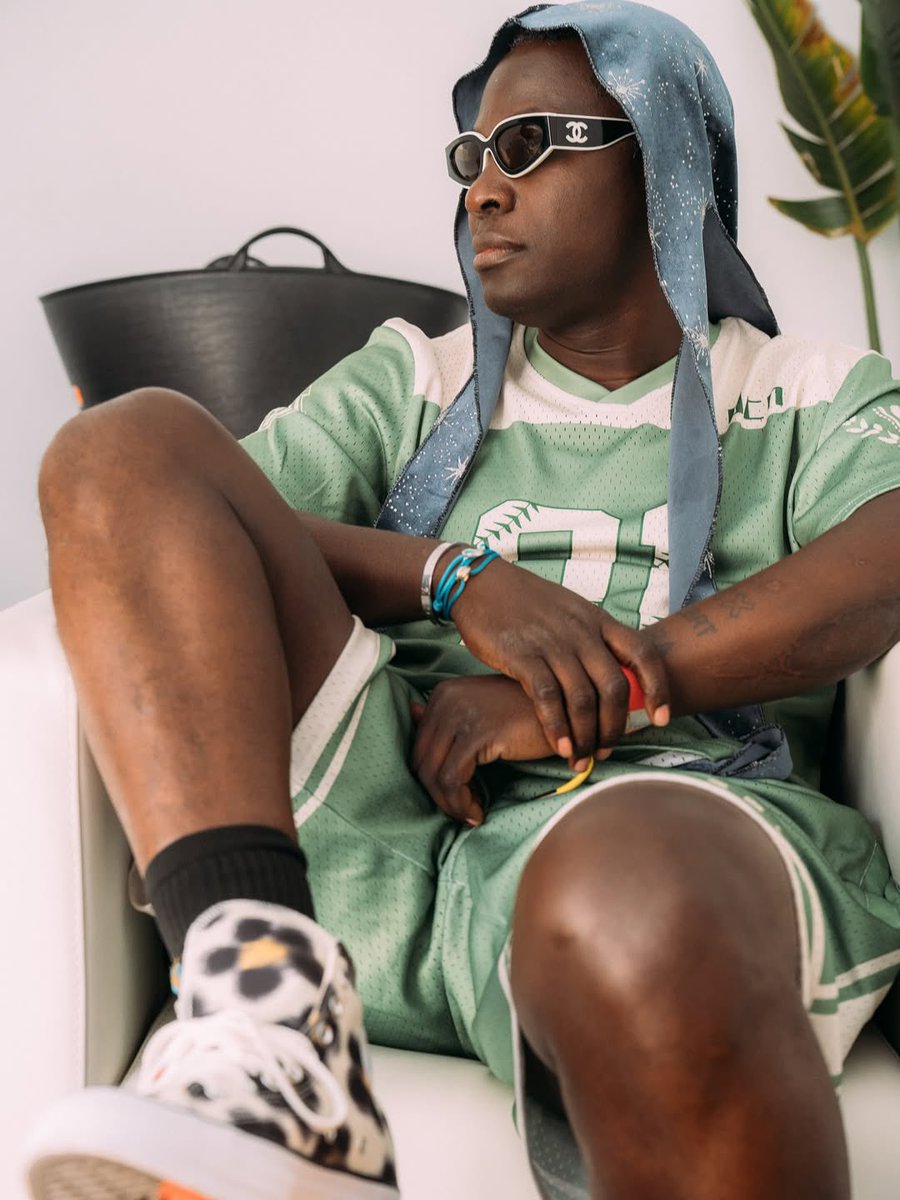 creatizine's tweet image. 🇬🇭Smallgod; Music Entrepreneur
— Albums; Building Bridges(21), Connecting the Dots(22), Bridging the Gap(24), Road to Fuego(24).
Top Songs; Fallen Angels, Gidi Gidi, Holy F4k, Outside(Abonten), Sinner