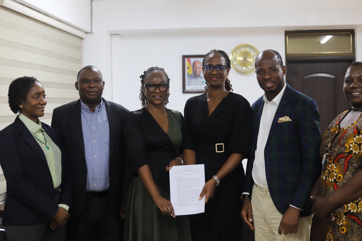 TheMFWA's tweet image. As part of follow-up actions to our national stakeholder forum held on June 26, 2025 on corruption and illicit financial flows, we visited the Economic and Organised Crime Office (EOCO) to present key recommendations from the discussions.
Our visit to EOCO is the first in a…