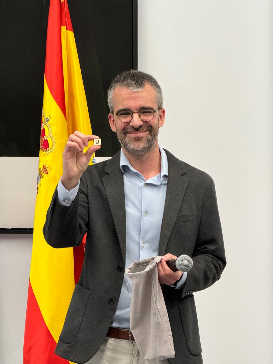 060gobes's tweet image. Ya tenemos el resultado del sorteo. Ha salido... ¡La letra &quot;U&quot;! 
#SorteoLetra #SorteoLetra2025 #EmpleoPúblico #OEP2025