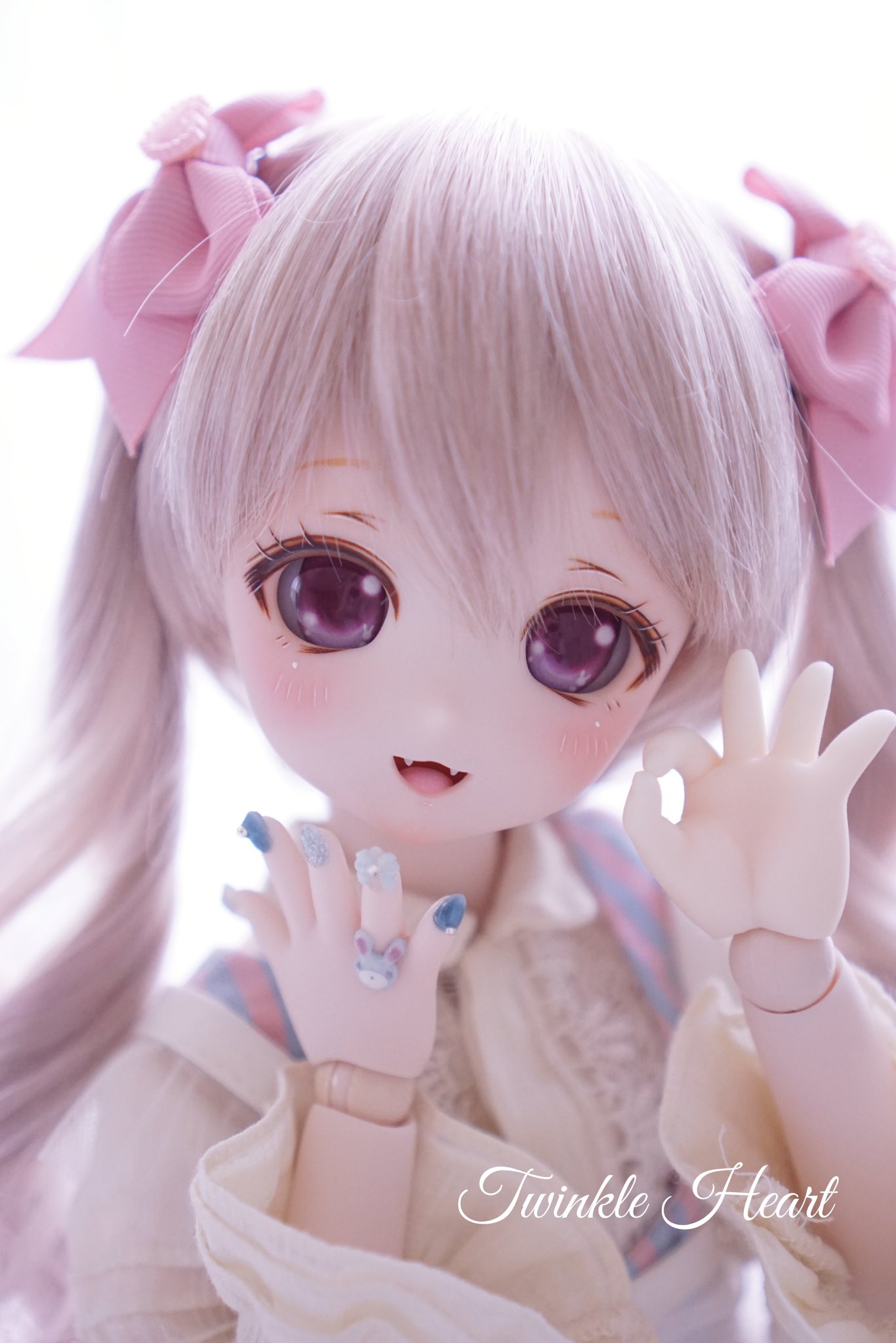 カスタムアイシードール　　137 首傾げ　　ウェービーヘアー カスタムドール 1/6 27cm フェイスメイクアップ ボディー ヘッド