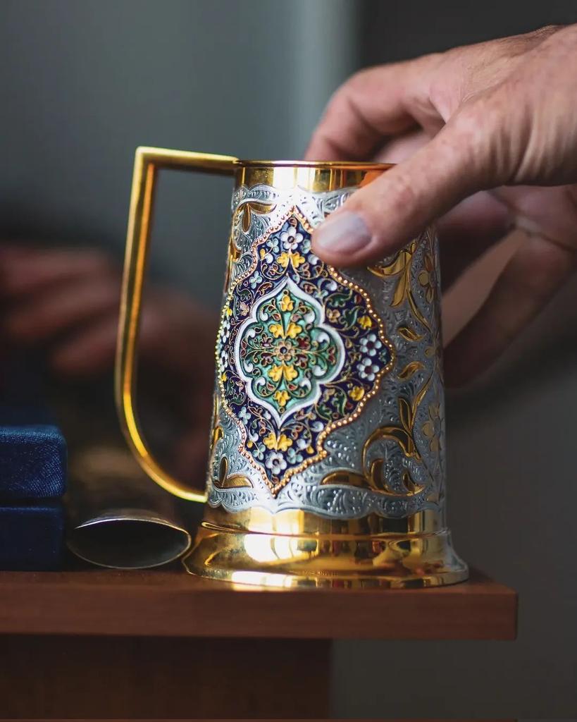 hiddennations's tweet image. ✨ Unseen Brilliance
In the quiet of a #Dagestan #workshop, a master’s hands shape more than #silver — they shape #legacy. This #handcrafted cup holder, forged in the #tradition of Kubachi #artisans, reflects #centuries of #precision, #patience, and #pride.
Each detail tells a…