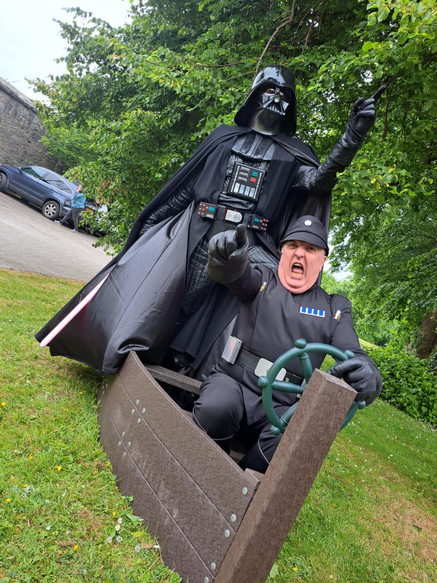 🛶 From star destroyers to... small boats?

This weekend, the UK Garrison is everywhere — not just at Megacon! We're trooping across the UK in support of local causes, from car shows to carnivals.
No place too far, no boat too small. 💫
#UKGarrison #501stLegion #BadGuysDoingGood