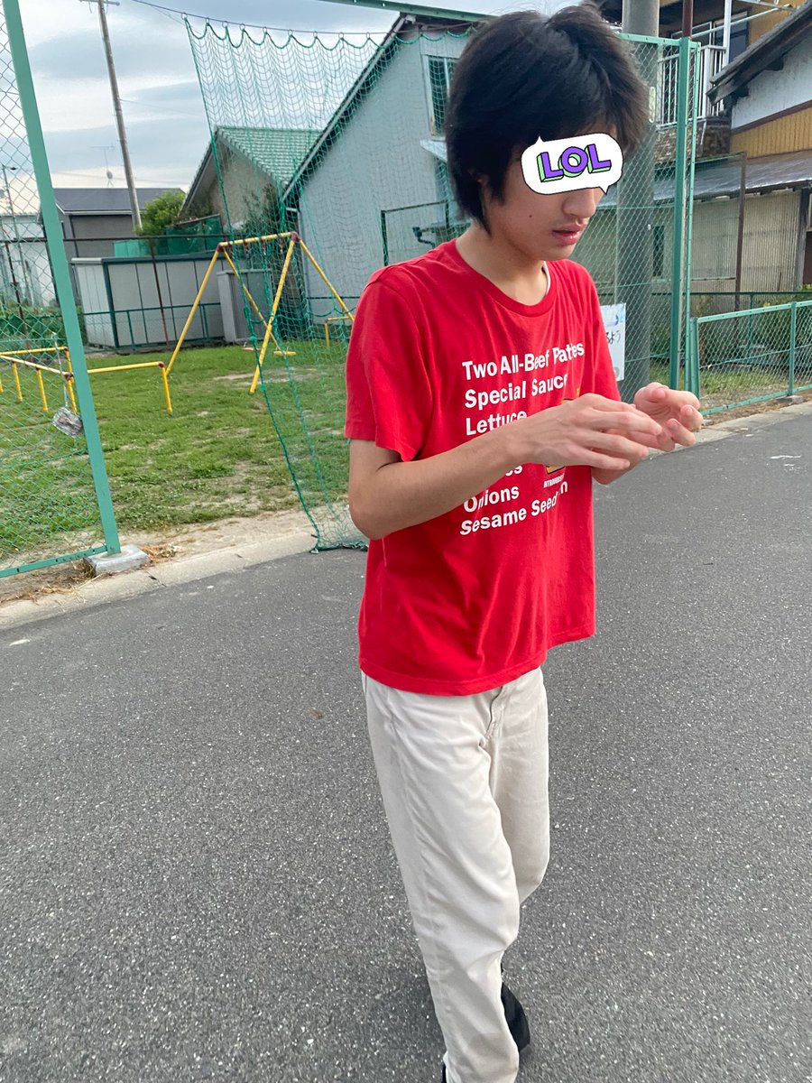 YTmkYesGUwQBQEv's tweet image. 暑いのでお散歩は夕方から
公園に入るといろんな野球チームがある
どんまいどんまい、次ガンバロウ💪と声掛け合ってるチームもあれば、バカヤロウ、クソ、タワケなどヤジとばしているチームもある
後者の言葉をきかされて練習するのもやだろうし、聴いてるほうも辛い
#自閉症
#最重度知的障がい