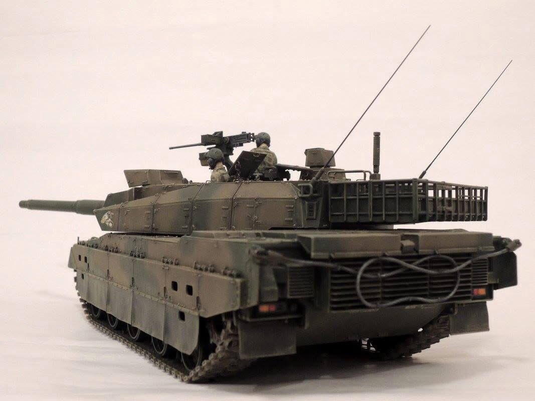 ochi_0033's tweet image. #俊作会長を偲んでタミヤ製品をアップしよう
戦車の後ろからのショットは
《タミヤアングル》
と言ってもいいんじゃない♪