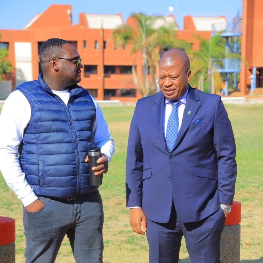 TellTheTruth_SA's tweet image. Today, Limpopo MEC for Public Works, Roads &amp;amp; Infrastructure, Tony Rachoene, is back in the Provincial Legislature as part of the consideration and adoption of SCOPA reports on the 2023/2024 audit outcomes. 

These reports, compiled by the Auditor-General, assess the financial and…