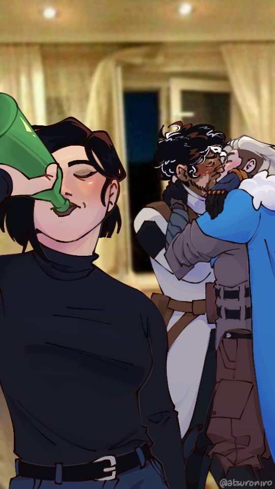 atsuroniro's tweet image. I'll be the first to admit that this was very rushed bc I was too excited to get back on medibang 😭😭 on the plus side tho my thumb's very buff now 💪😼 ibis kinda rocks
Also viper being their retainer is now my fave hc after that one shitpost i drew
#cysova #cyberowl #viper