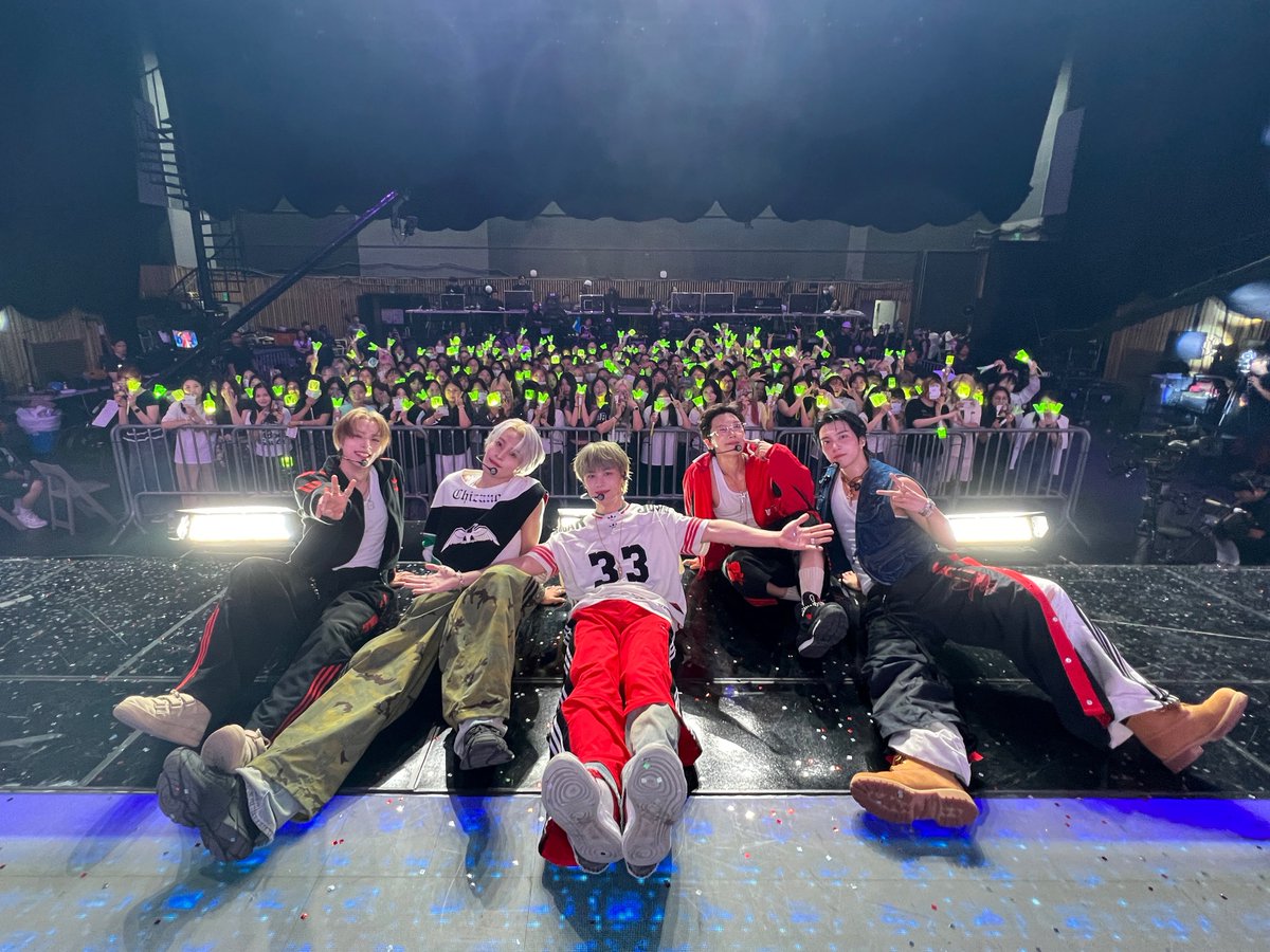 Our band is all set 𝗐𝗂𝗍𝗁 𝖶𝖺𝗒𝖹𝖾𝗇𝖭𝗂 💚

#WayV #威神V #BIGBANDS
#WayV_BIGBANDS