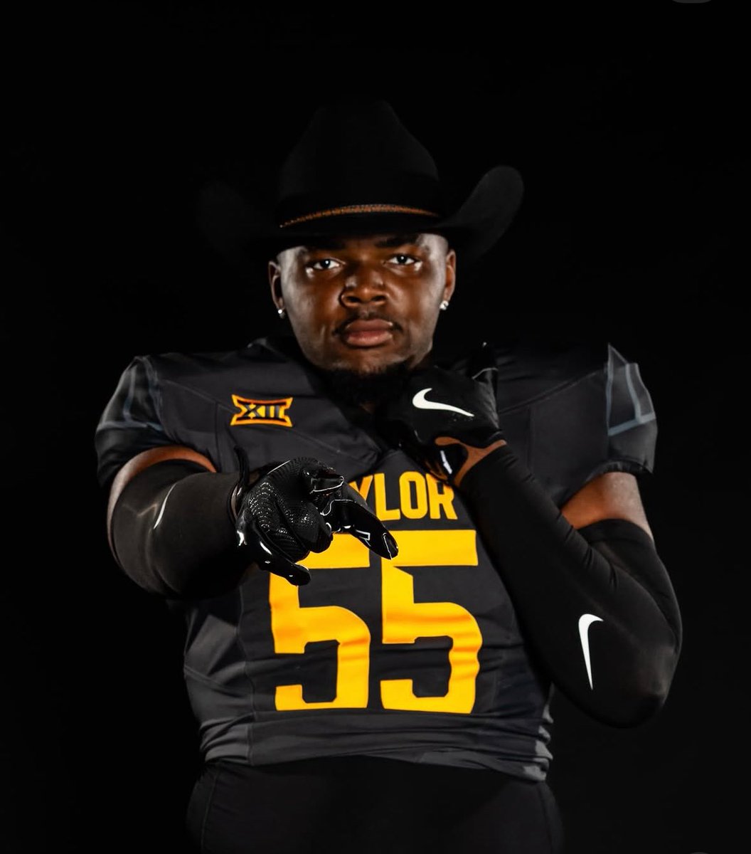 GrayGrundhoefer's tweet image. #Baylor checks in at No. 25 in ESPNs 2026 recruiting rankings.
The Bears currently have four ESPN 300 prospects: Jamarion Carlton (No. 98), Jordan Clay (No. 141), Donel Robinson (No. 174) and Jamarion Vincent (No. 196). #SicEm
