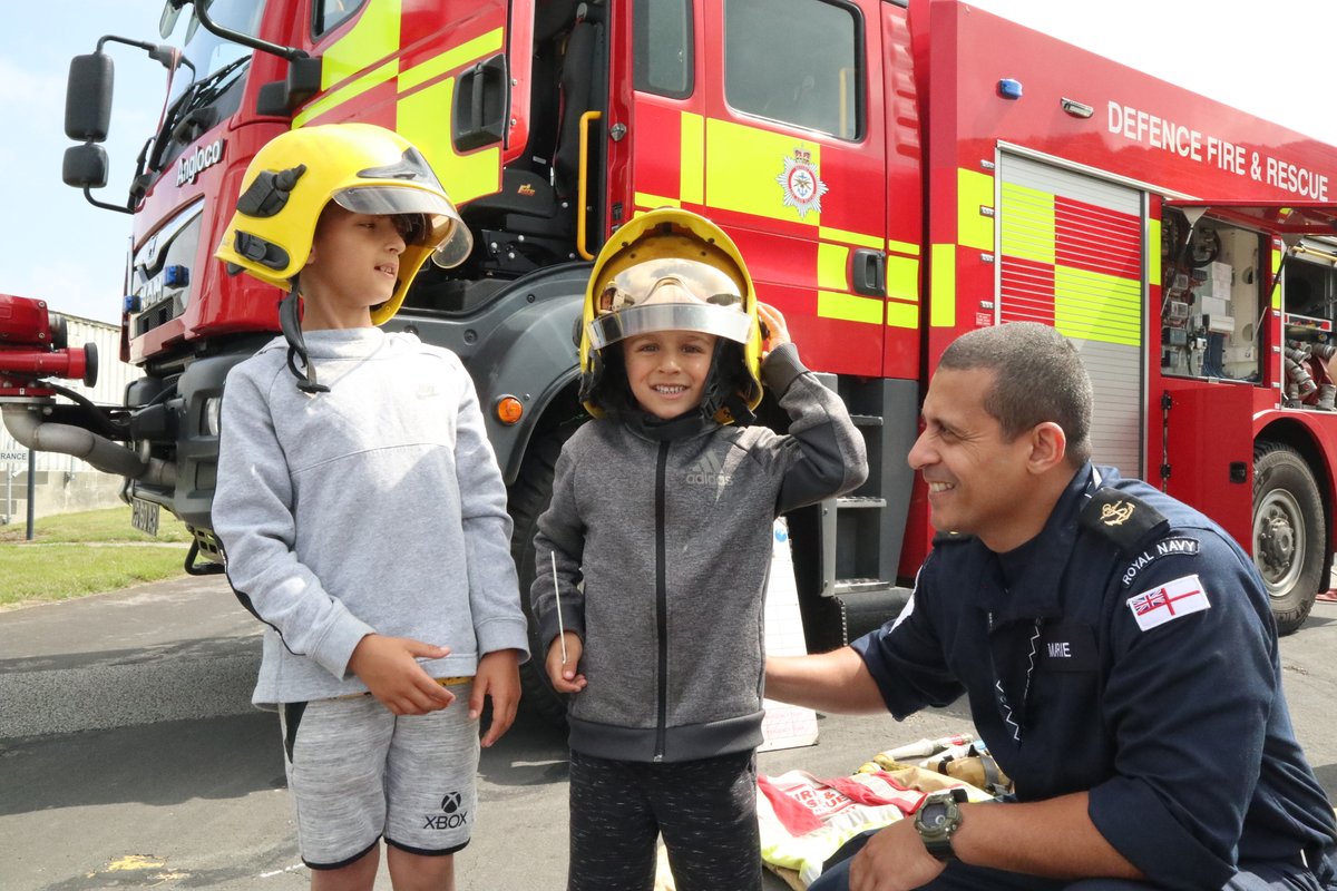 RNASCuldrose's tweet image. RNAS Culdrose said ‘thank you’ to our families today- opening its gates for an event hosted by naval air squadrons @820NAS & #814NAS. The importance of the support of our loved-ones cannot be overstated, especially for those with young children. #thankyou @RoyalNavy #TeamCuldrose