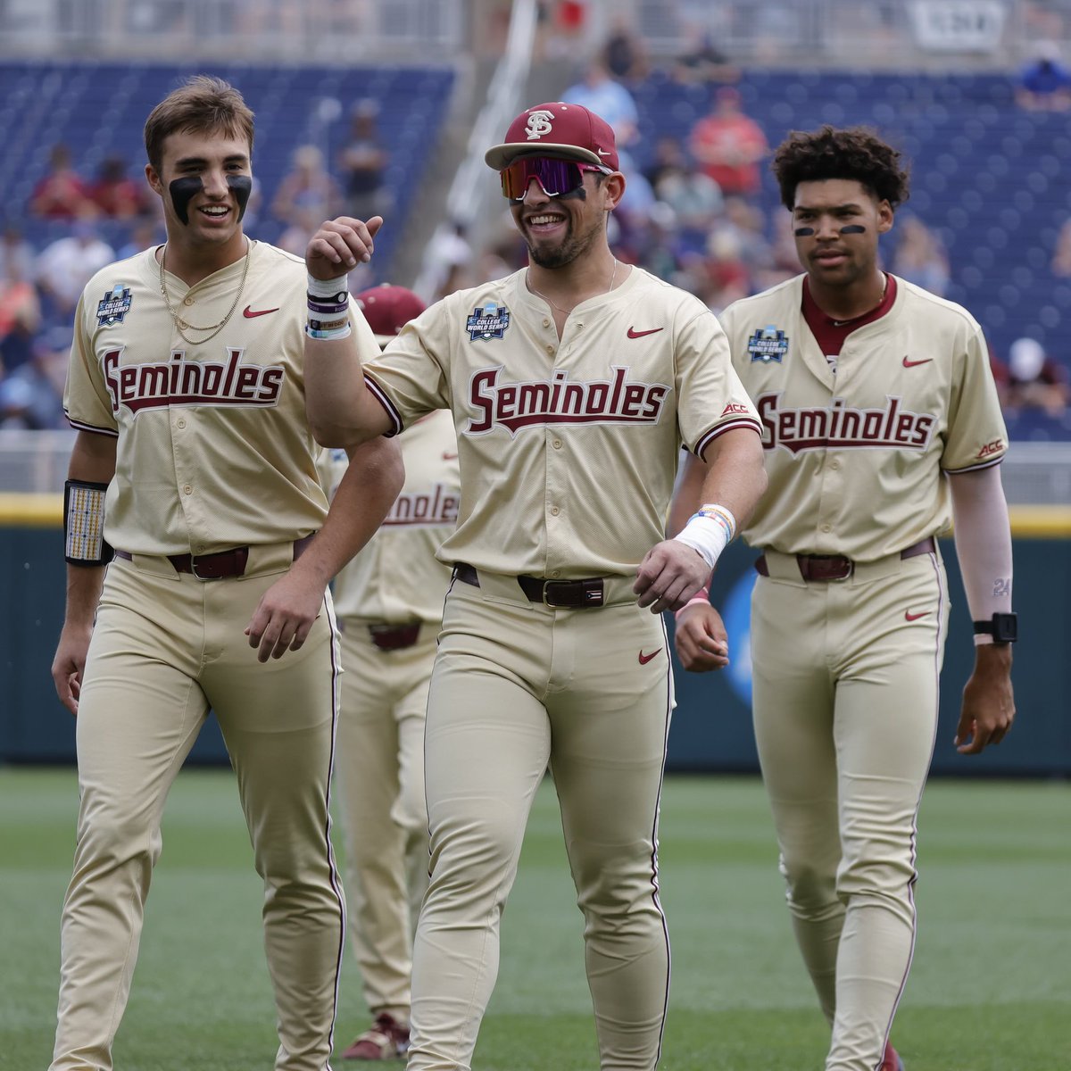 max_williams25's tweet image. Thank you to the FSU fans and coaches for all the support, guidance, and unforgettable moments. Grateful for every moment in Garnet and Gold. Forever a Nole! 🍢❤️💛 #GoNoles
@FSUBaseball