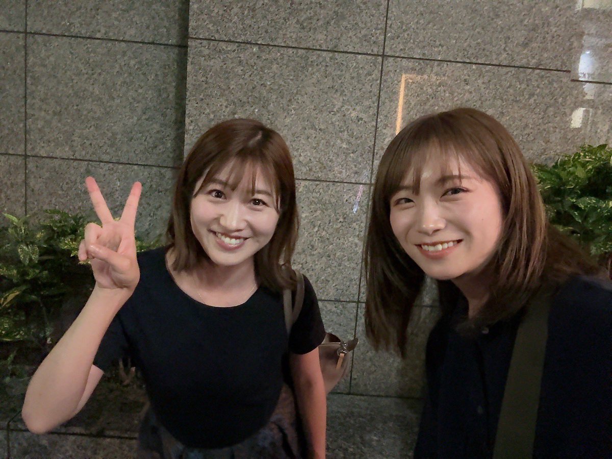 ami_sakaguchi_'s tweet photo. 今日は #卒業アルバムの日 です〜📕

ということで、少し前ですが密会パート2の時の写真☺️

#卒アルラジオ 特番まであと18日！✨

「神奈川にまつわる思い出」や「神奈川のお薦めスポット・グルメ」などメールお待ちしています！📩
sotsu@joqr.netまで🤗
来週前半ぐらいまでに頂けるとありがたいです🥹 https://t.co/nf4jGhWnUU