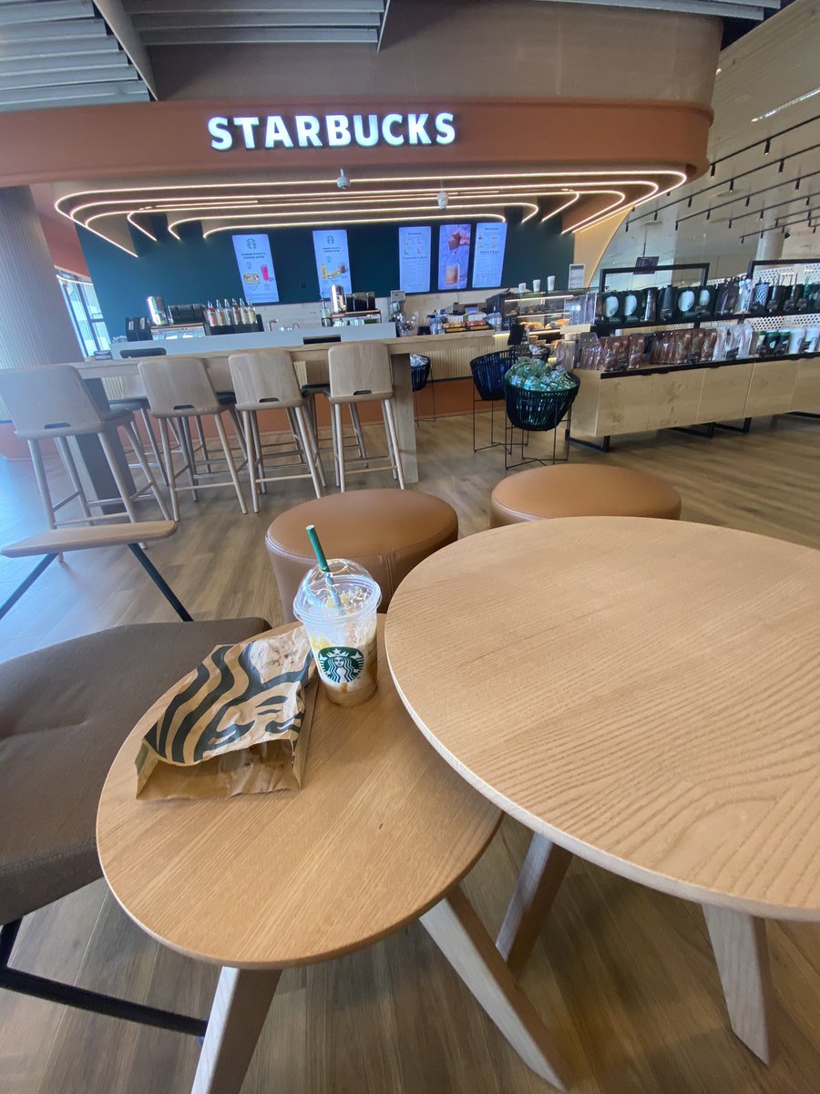 got 2hrs before my flight

lets run a q&amp;a

ask away and i’ll try and reply