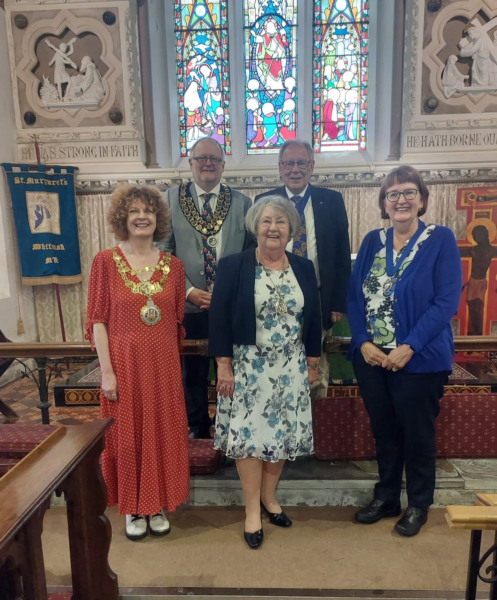 A fantastic evening at St Margaret's Church, Whitnash for a concert in aid of the Whitnash Mayor’s charities. Well attended by civic guests incl. the Warwick district Mayor and Chairs. Only the Leamington and Kenilworth Mayors were unable to attend. Thanks to all who supported!
