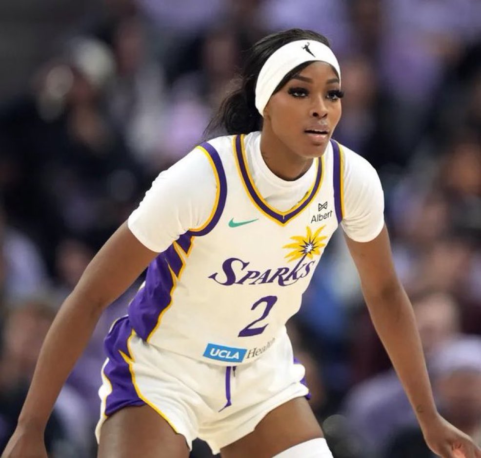 WNBALead's tweet image. I have recently said that Cameron Brink could be the reason the LA Sparks make the playoffs. What if I were to say that Rickea Jackson has already given LA the push they need?👀
Last 3 games: 21.0 Pts, 4.0 Rebs, 3.3 Ast, 1.3 Stocks 🔥🎆🎇
(Via @trendyhoopstars)
