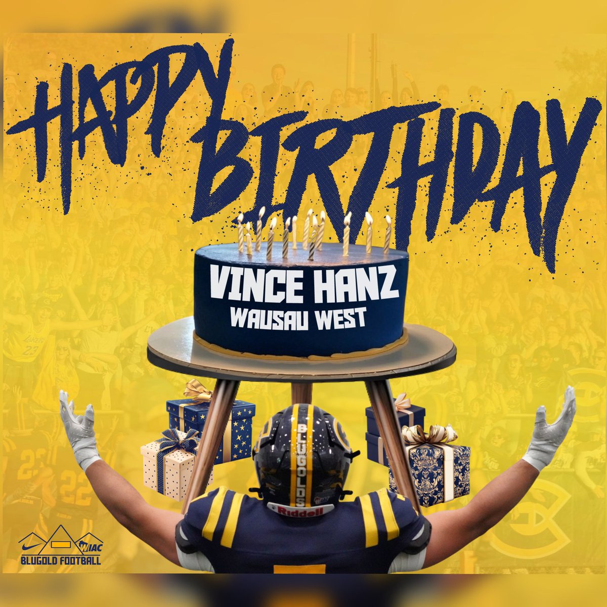 UWECFootball's tweet image. HBD to QB @vincehanz4!
Enjoy your special day, Vince!
#ROLLGOLDS x #CTM