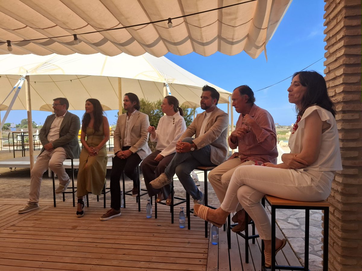 CTAQUA-Acuicultura (@ctaqua_ct) on Twitter photo 🌞 Hoy hemos participado en un encuentro sobre el #carbono azul celebrado en #Salinas Santa Teresa #Chiclana
🔷 Mª Mar Agraso ha incidido en la importancia de conservar la fisonomía actual de los #esteros con actividades de recuperación como carbono azul y #acuicultura
<a href="/ZFCadiz/">Zona Franca Cádiz</a> 🌞 Hoy hemos participado en un encuentro sobre el #carbono azul celebrado en #Salinas Santa Teresa #Chiclana
🔷 Mª Mar Agraso ha incidido en la importancia de conservar la fisonomía actual de los #esteros con actividades de recuperación como carbono azul y #acuicultura
<a href="/ZFCadiz/">Zona Franca Cádiz</a>