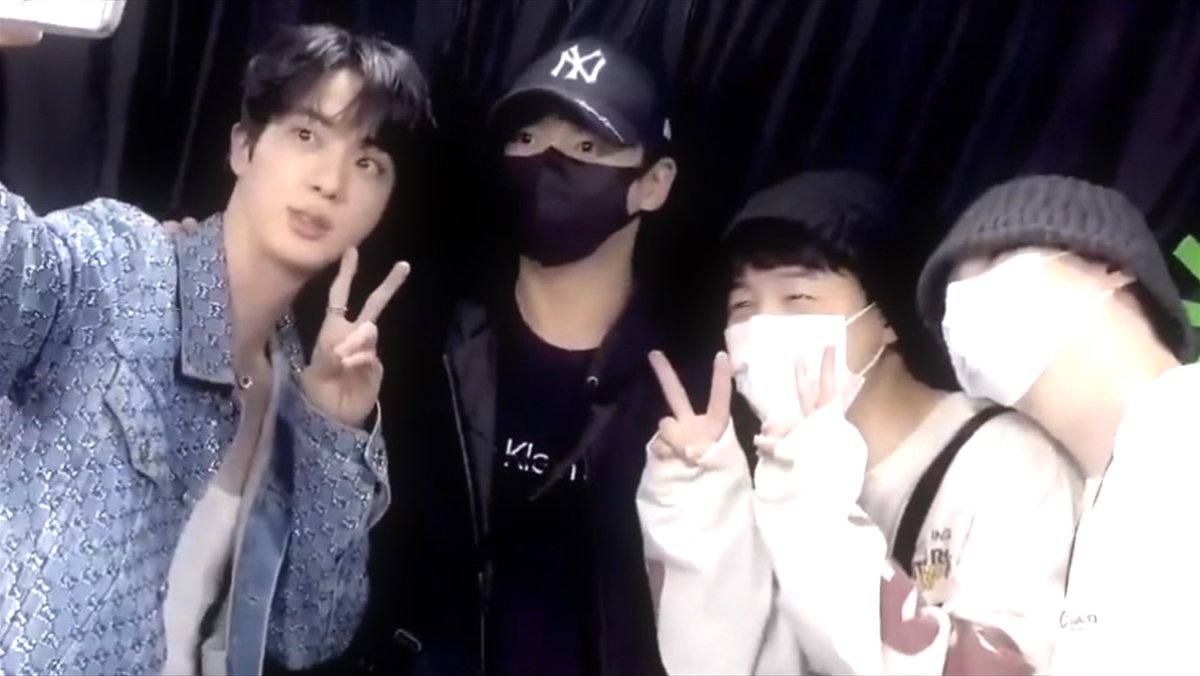 librafolders's tweet image. babies 💗