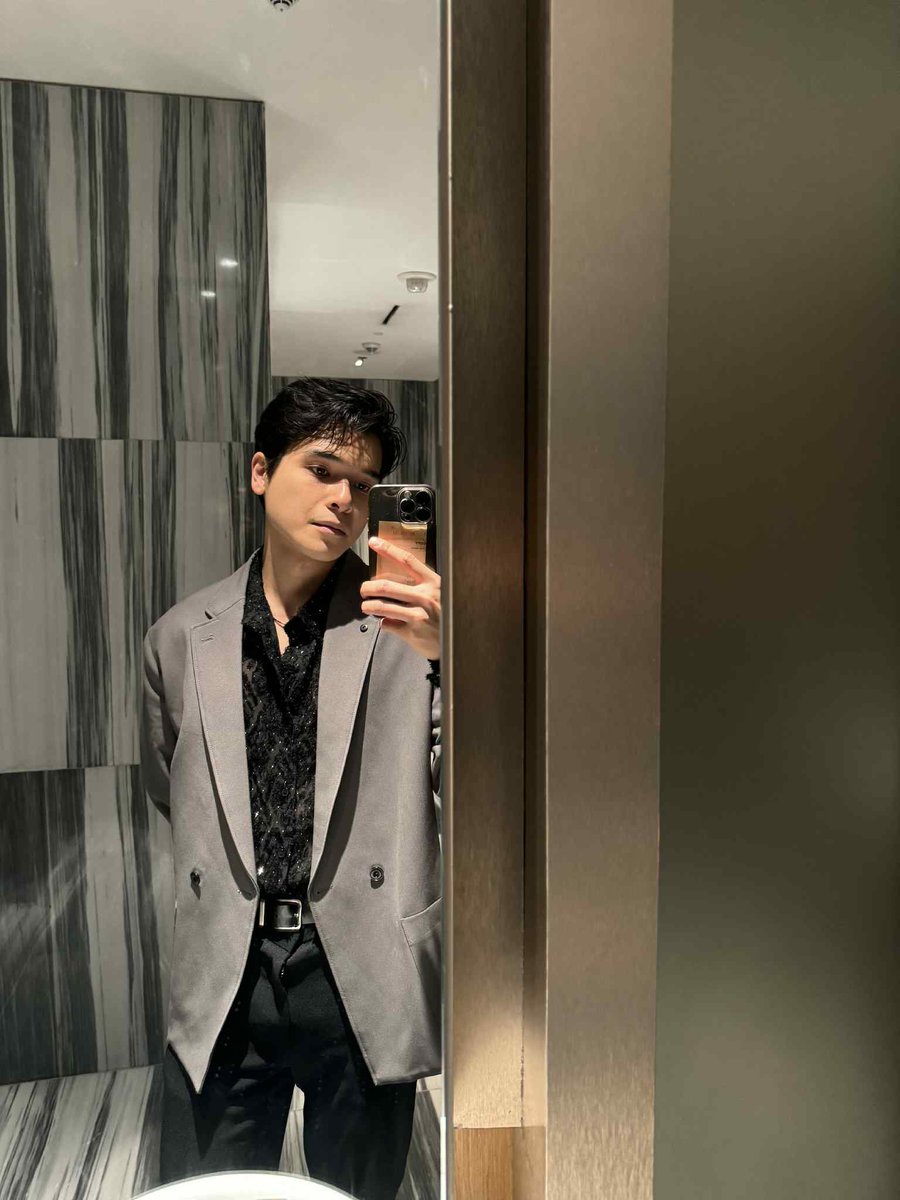 VinceMaristela's tweet image. Selfie muna, ang haba pa ng pila sa buffet
#GMAGala2025