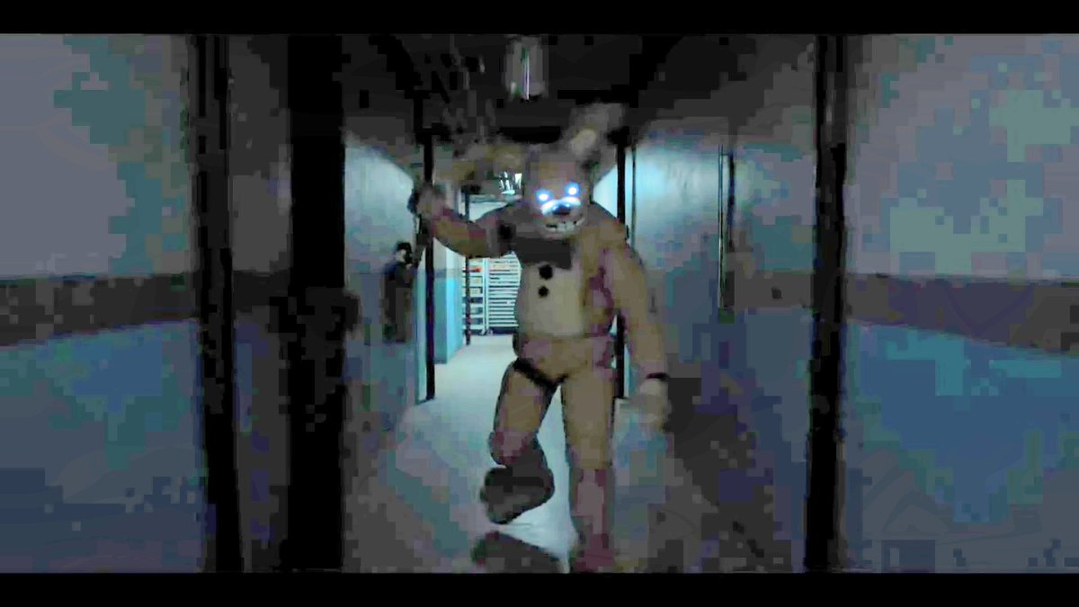 PunishedMonika's tweet image. THEY MADE THE FUCKING SUIT FOR THE FILM?!??!?? IT&apos;S THE UNDAMAGED SPRINGBONNIE SUIT!!!!!!!!

#FiveNightsAtFreddys2 #FNAF2 #FNAFMovie
