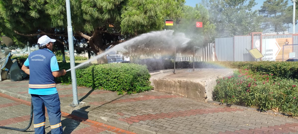 🎉 Kültürpark Festival İçin Hazır!

26. Uluslararası İstanbul Büyükçekmece Kültür ve Sanat Festivali öncesinde, Temizlik İşleri Müdürlüğü ekiplerimiz Kültürpark’ta kapsamlı bir temizlik çalışması gerçekleştirdi.

Pırıl pırıl bir festival alanında, keyif dolu anlar sizleri