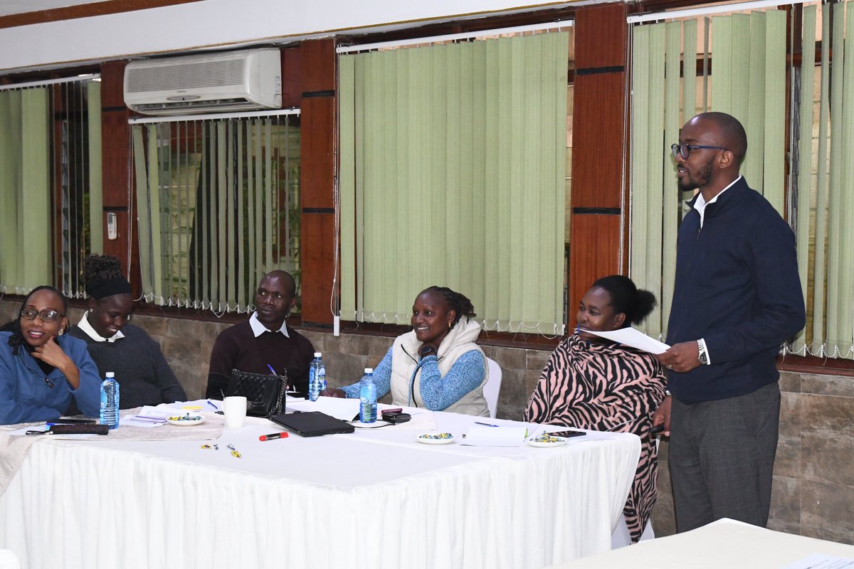 KEMRI_Wellcome's tweet image. The Clinical Information Network team concluded a two-day workshop with Nurse Managers from 12 CIN-linked County Referral Hospitals. The workshop was a stakeholder consultation on routine staffing data and co-design of hospital staffing tools. The workshop emphasized the…