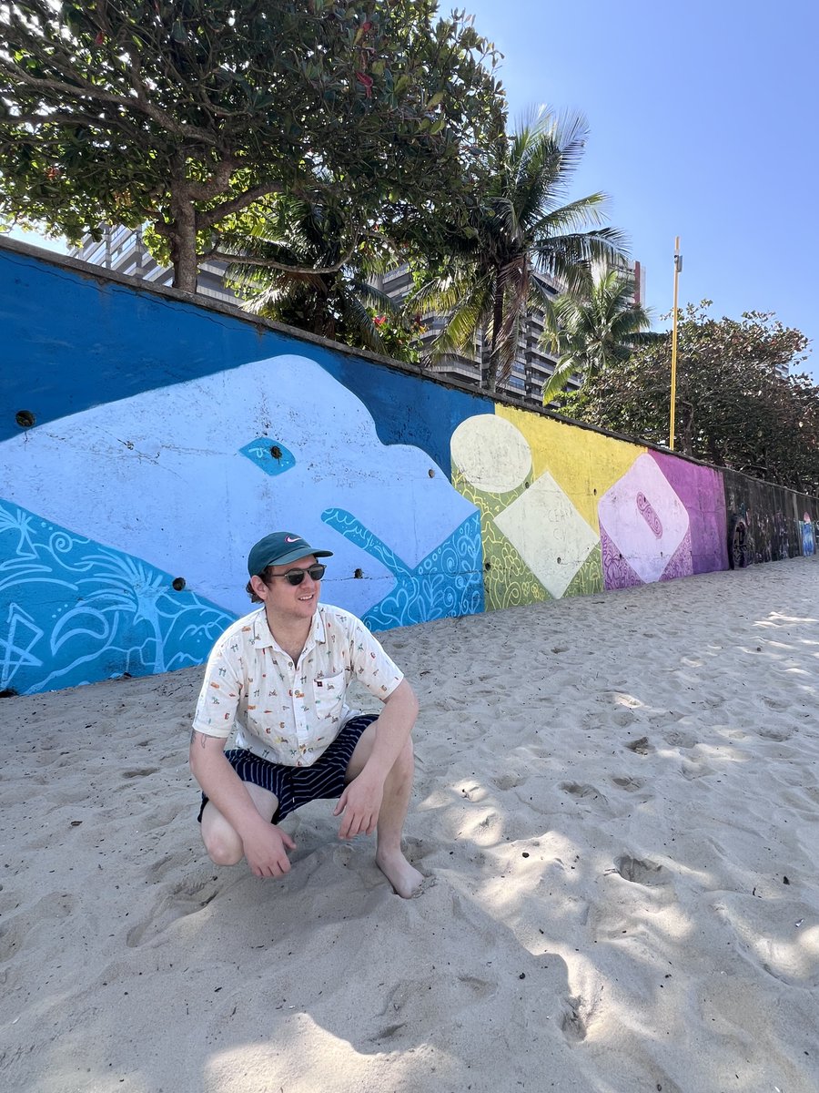 GM 

Mural painting today: my favorite part!

Find us on the beach 🏝️ LFG