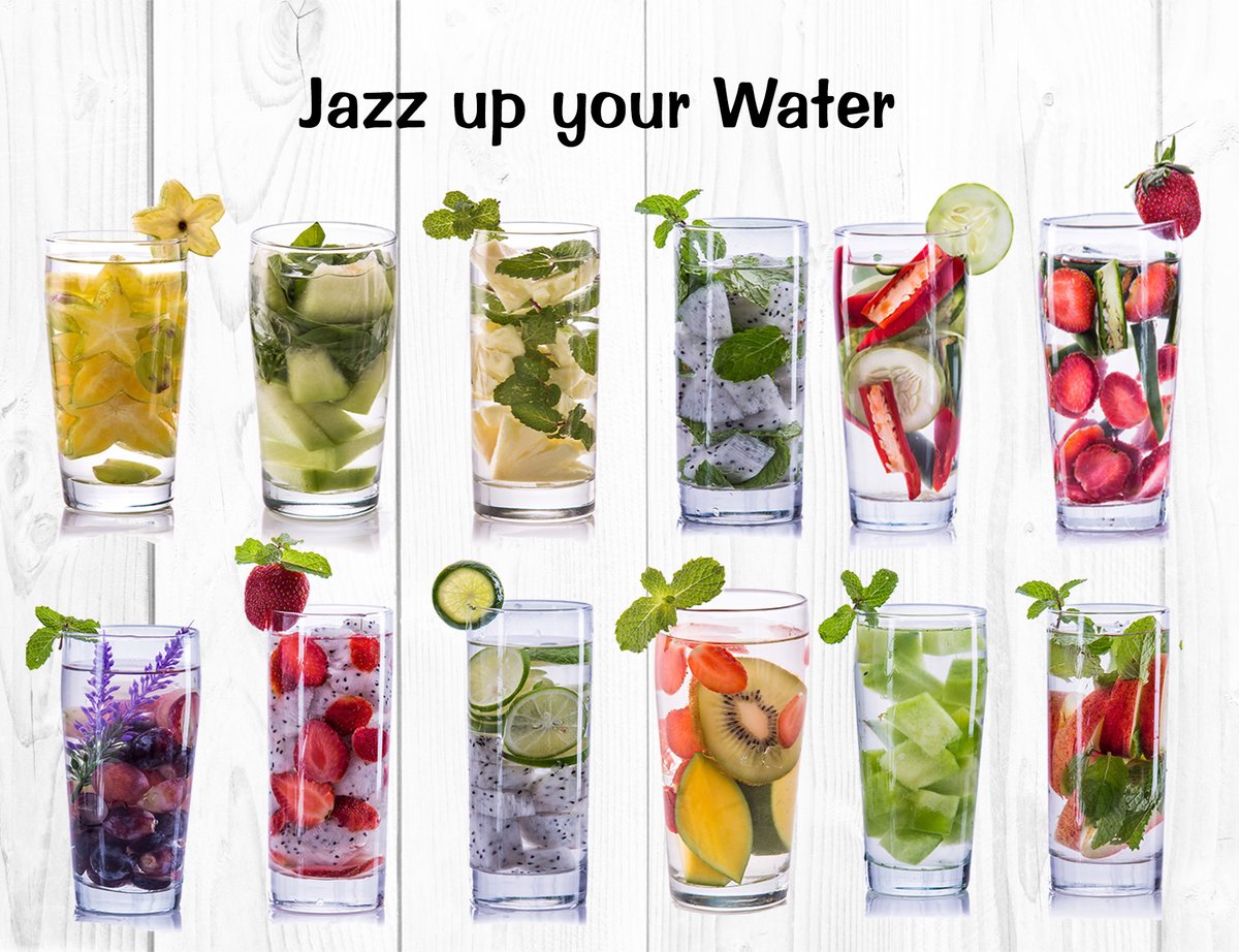 DietitianOnline's tweet image. Jazz up your Water - Easy Ways to Drink More Water Every Day, @Self bit.ly/2K17YGj #StayHydated #Fruit #Water #NationalRefreshmentDay