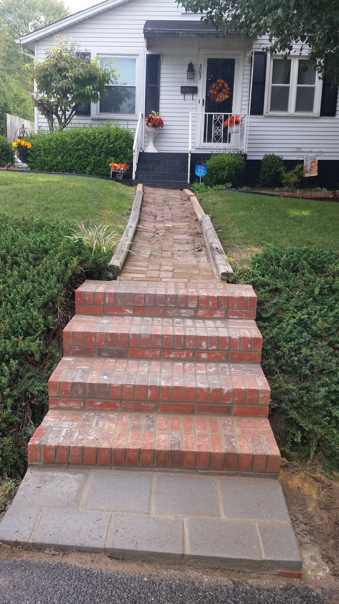 dunlapconcrete's tweet photo. 🏗️ Dunlap Concrete – Built on Trust &amp; Quality!  

📷 FREE Estimates 
 
📷 Call now: (980) 622-7833

   #NCRealty #ConcreteWork #DunlapConcrete #Construction #CLT #NorthCarolina #Contractor #SummerProjects #nc #realty #carolina #business #concrete #homes #house https://t.co/m998Vc9v5S