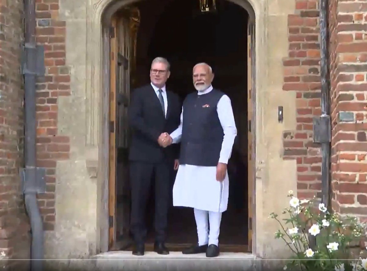 A pact for today, a promise for the future!

The landmark India–UK Free Trade Agreement is now in force, a major boost for Indian industries and global trade ties 🇮🇳

#IndiaUKFTA