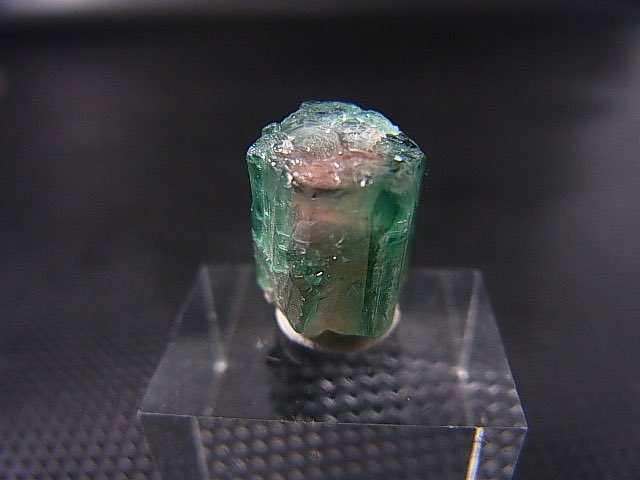 perfectstone_yh's tweet image. アフガニスタン🇦🇫産のバイカラートルマリン。ブラジル🇧🇷産ブラジリアナイト原石と宝石質のロードナイト原石2種。フィンランド🇫🇮産双晶ガーネット原石などをアップしました‼️
perfectstone2009.com