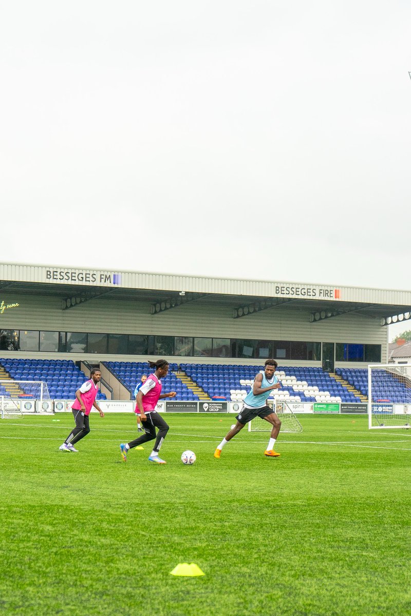 thesilkmen's tweet image. Back on the training field ahead of Barwell on Saturday ๐