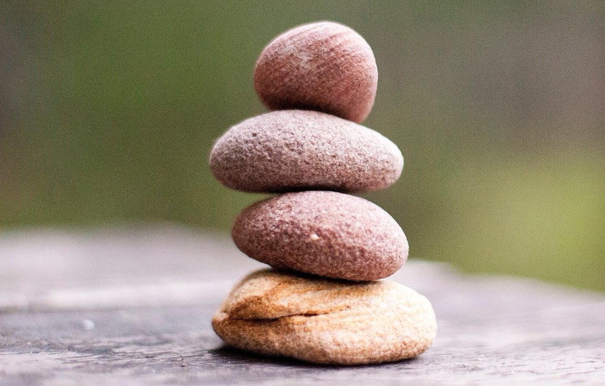 OntarioBrain's tweet image. Just a few minutes of daily #meditation can change how your brain responds to stress. 🧠 Perfect for #InternationalSelfCareDay, July 24, plus no fancy equipment needed. Just breathe deeply anywhere: home, transit, work breaks. #SelfCare = #BrainHealth. 👉 ow.ly/6KIU50WsLiQ